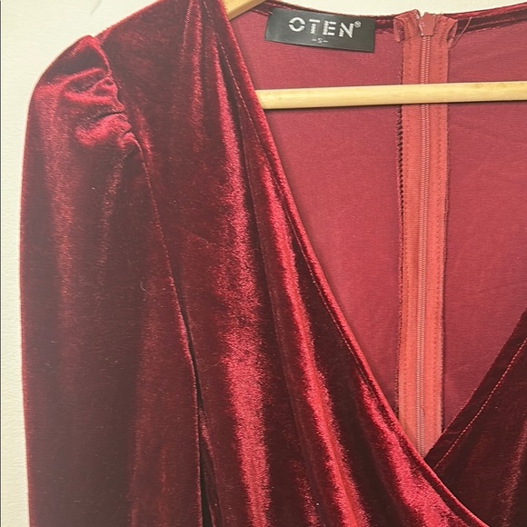 Red Ruched Wrap Sheath Dress with Long Bishop Sleeves for Cocktail - Picture 7 of 10